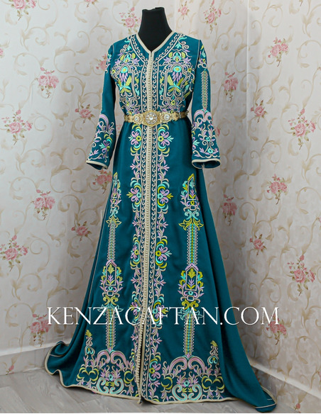 Green arabic dress with colored embroidery - 1