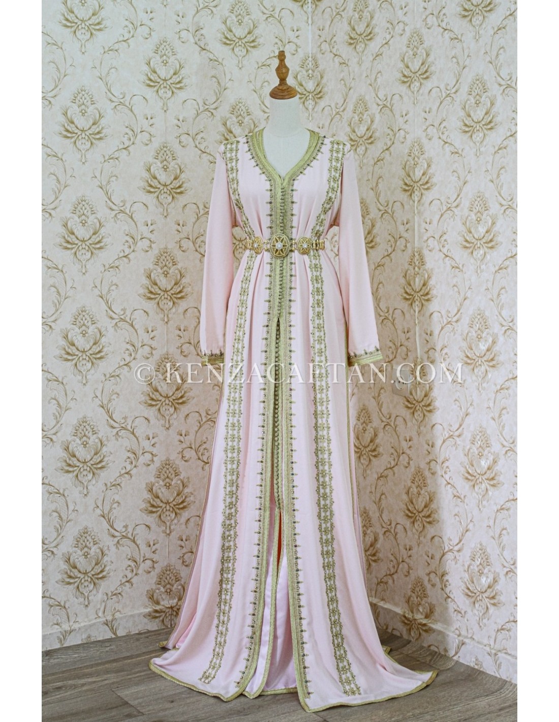 Pink and gold kaftan